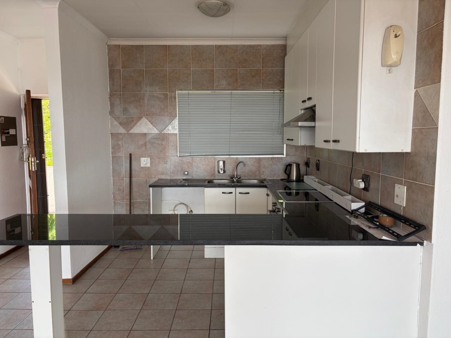 2 Bedroom Property for Sale in Sunnyrock Gauteng