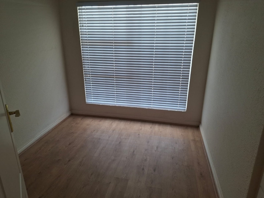 3 Bedroom Property for Sale in Sunnyrock Gauteng