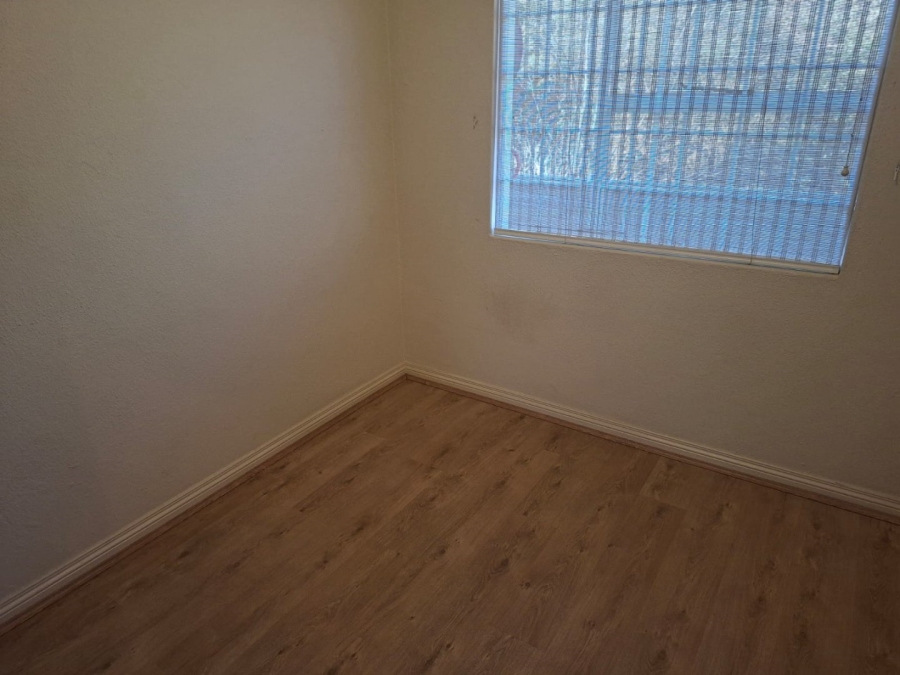 3 Bedroom Property for Sale in Sunnyrock Gauteng
