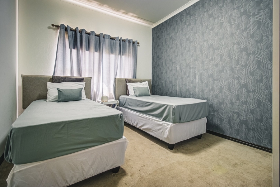 2 Bedroom Property for Sale in Lilianton Gauteng