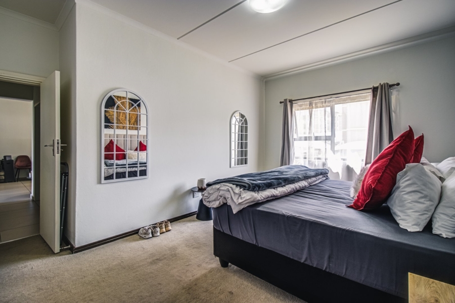 2 Bedroom Property for Sale in Lilianton Gauteng