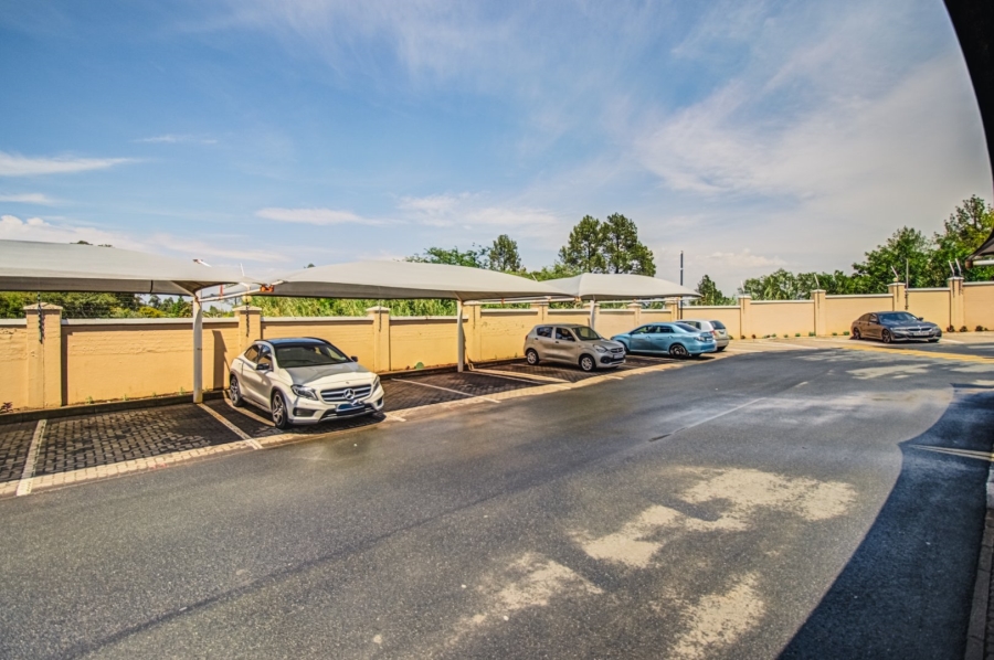 2 Bedroom Property for Sale in Lilianton Gauteng