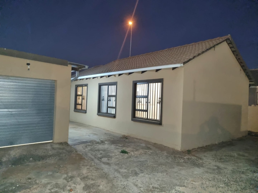 To Let 2 Bedroom Property for Rent in Dawn Park Gauteng