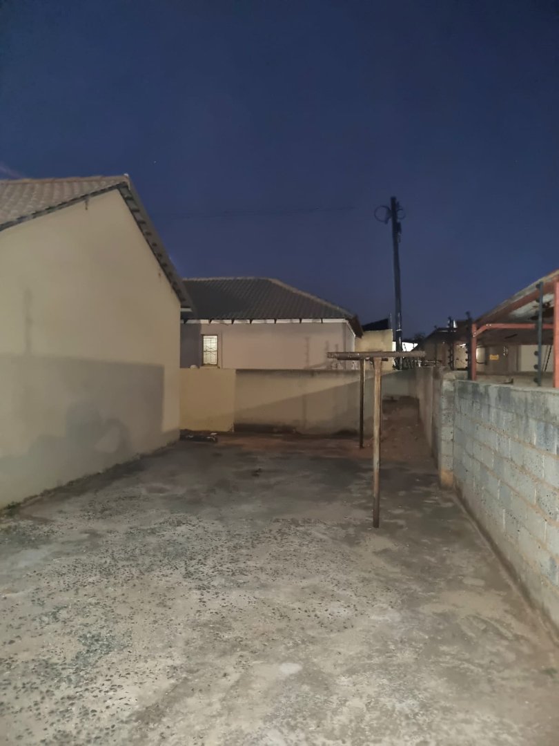 To Let 2 Bedroom Property for Rent in Dawn Park Gauteng