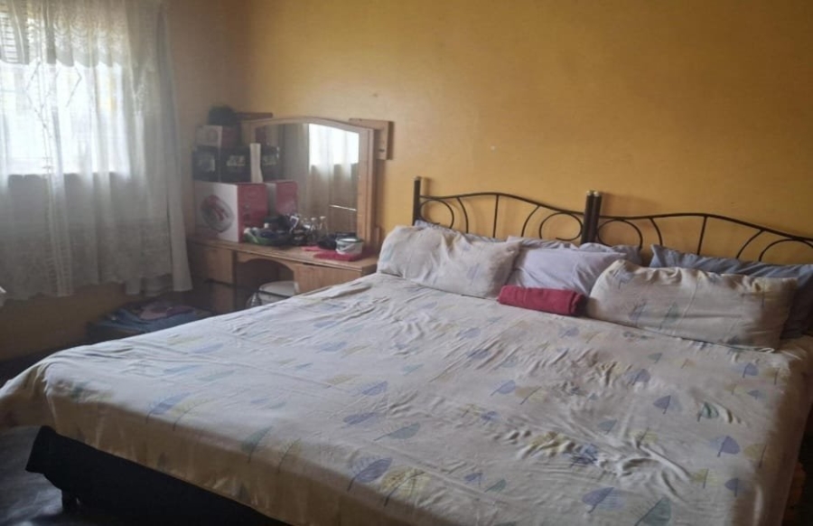 3 Bedroom Property for Sale in Mashimong Gauteng