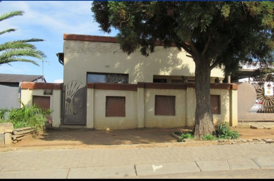3 Bedroom Property for Sale in Mashimong Gauteng