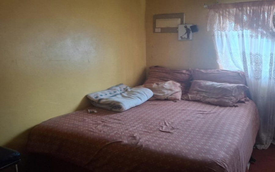 3 Bedroom Property for Sale in Mashimong Gauteng