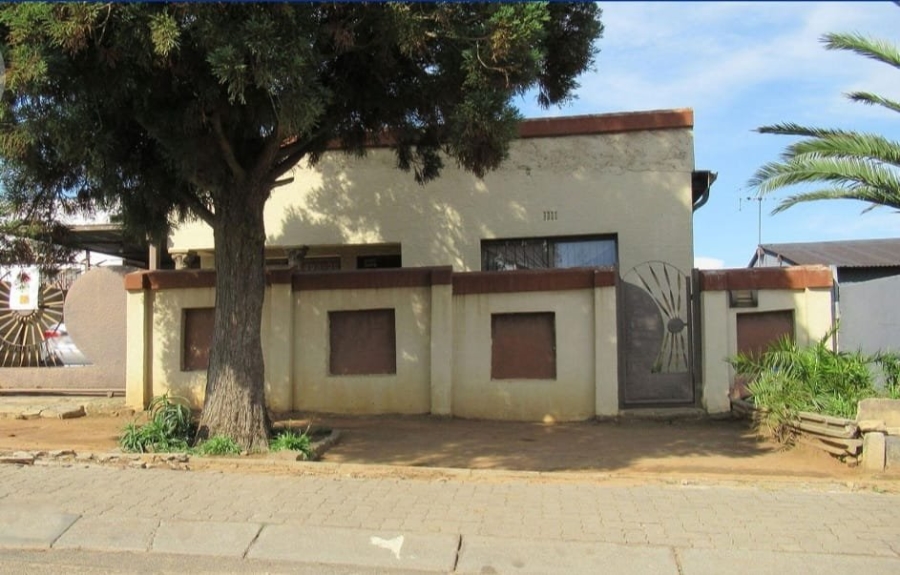 3 Bedroom Property for Sale in Mashimong Gauteng