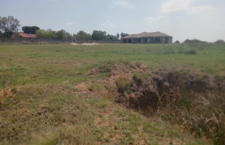 To Let Commercial Property for Rent in Glen Austin Gauteng
