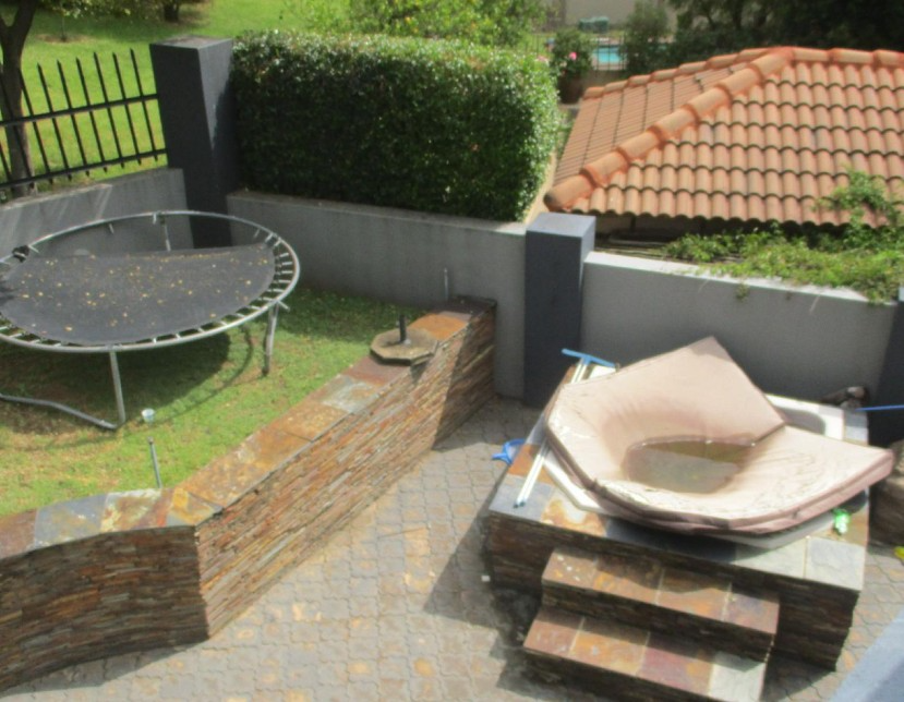 3 Bedroom Property for Sale in Kosmosdal Gauteng