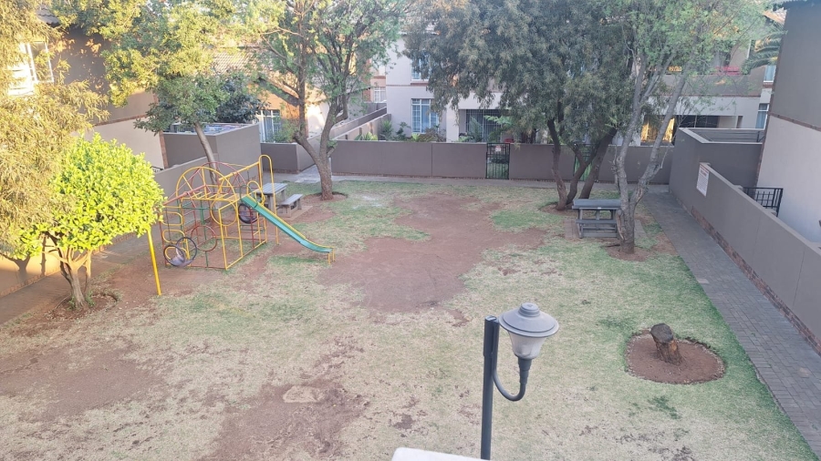 To Let 2 Bedroom Property for Rent in Brentwood Park AH Gauteng