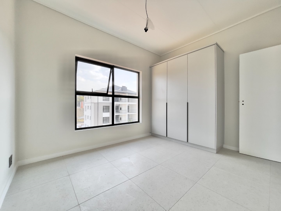 To Let 3 Bedroom Property for Rent in The Polofields Gauteng