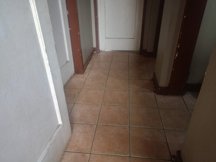 2 Bedroom Property for Sale in Pretoria West Gauteng