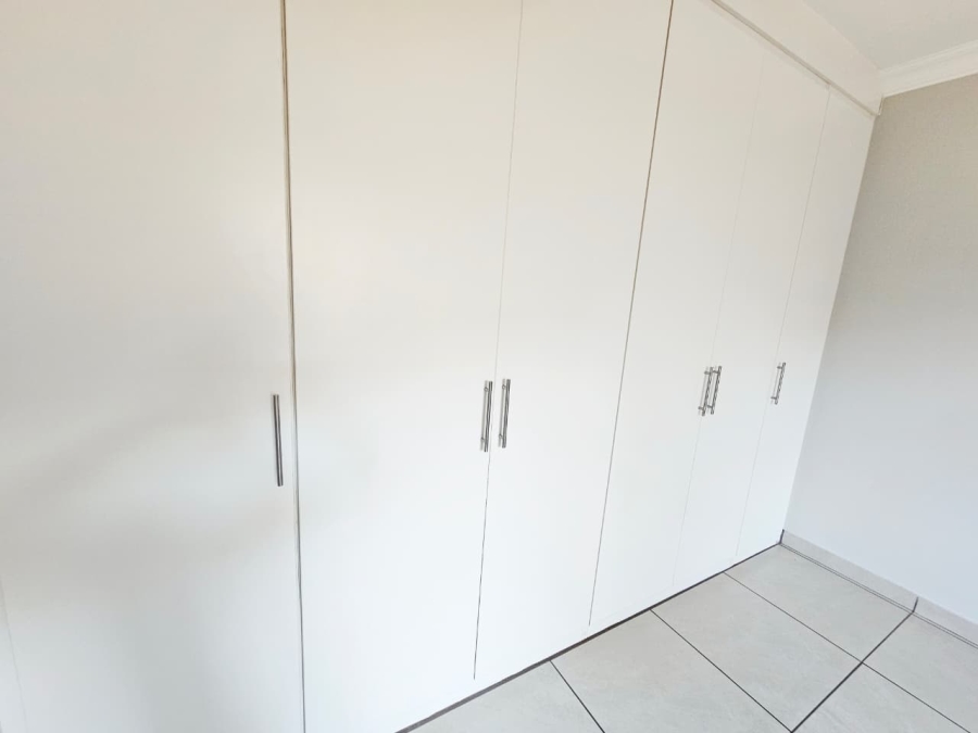 3 Bedroom Property for Sale in Heuwelsig Estate Gauteng