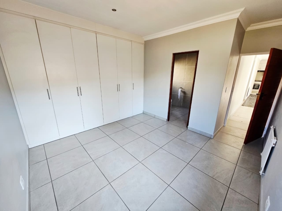 3 Bedroom Property for Sale in Heuwelsig Estate Gauteng