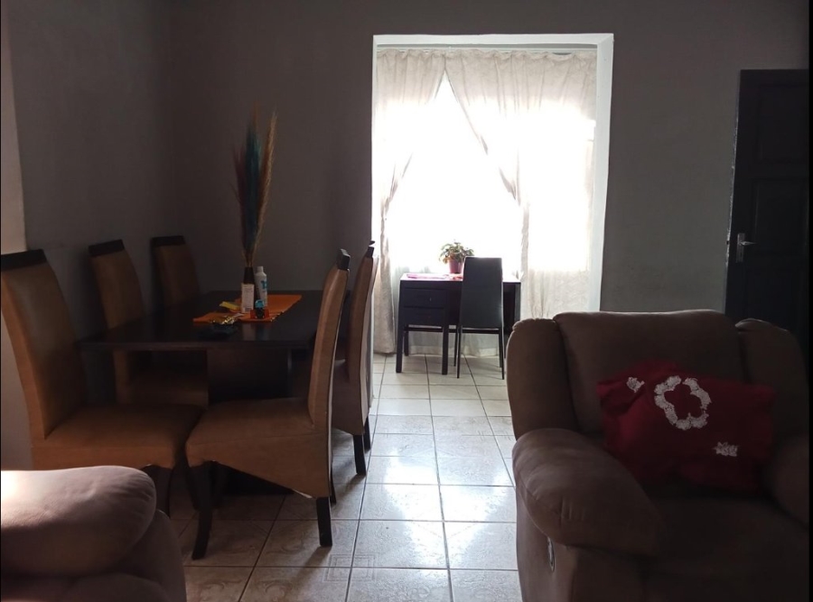 2 Bedroom Property for Sale in Malvern East Gauteng