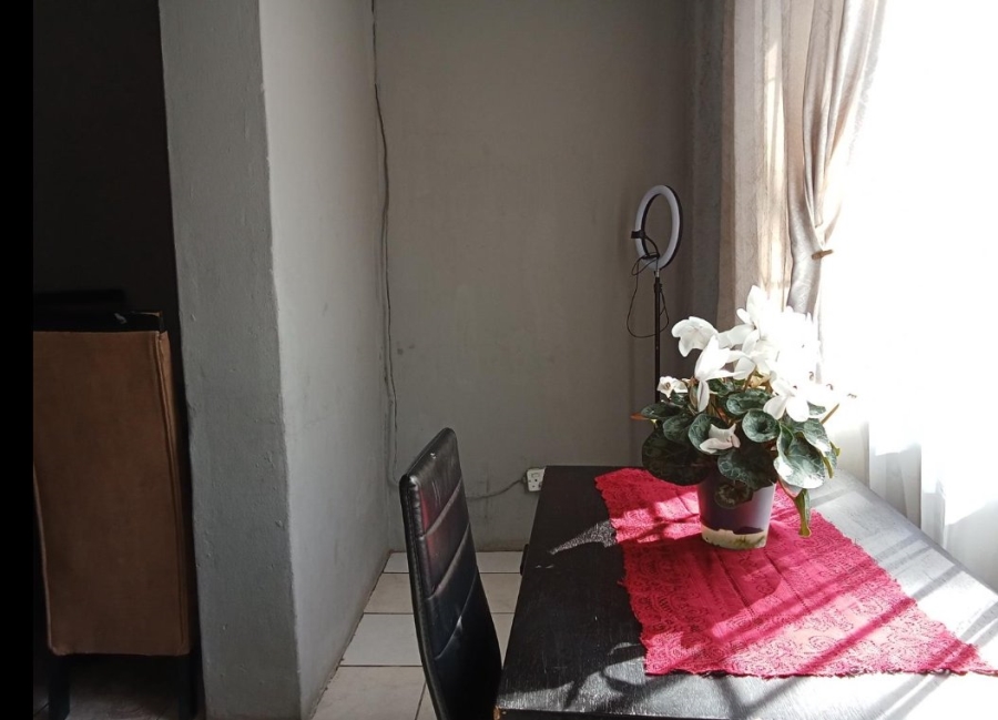 2 Bedroom Property for Sale in Malvern East Gauteng