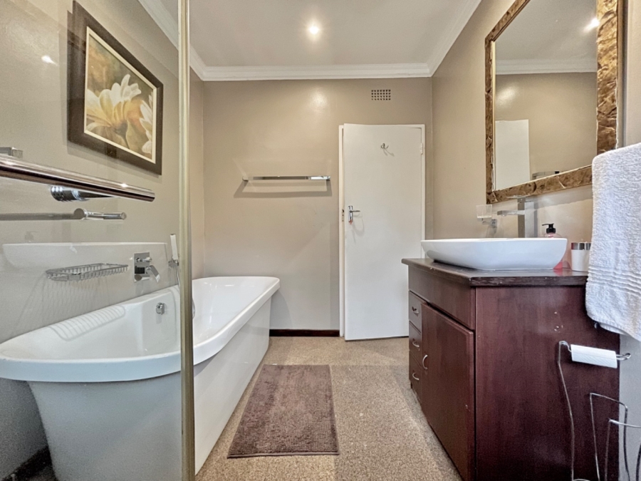 3 Bedroom Property for Sale in Paulshof Gauteng