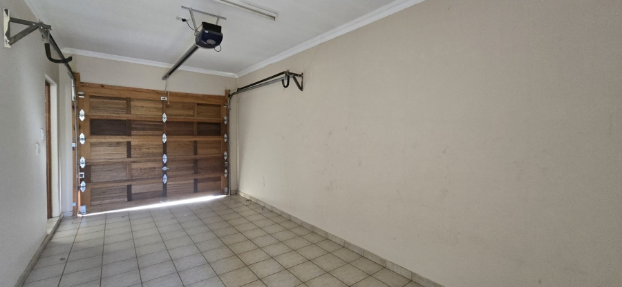 3 Bedroom Property for Sale in Sinoville Gauteng