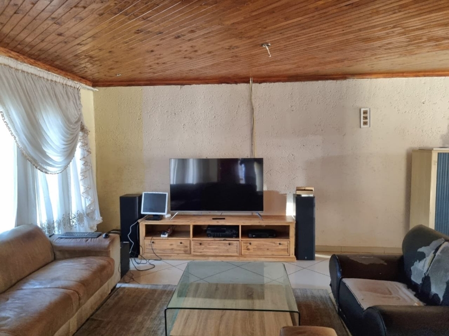 To Let 3 Bedroom Property for Rent in Dawn Park Gauteng