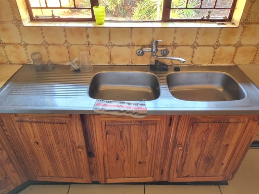To Let 3 Bedroom Property for Rent in Dawn Park Gauteng