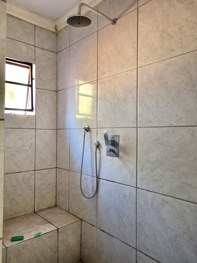 To Let 3 Bedroom Property for Rent in Dawn Park Gauteng