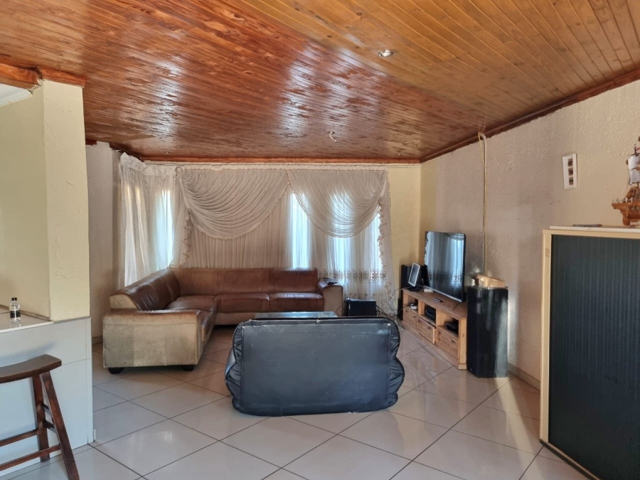 To Let 3 Bedroom Property for Rent in Dawn Park Gauteng