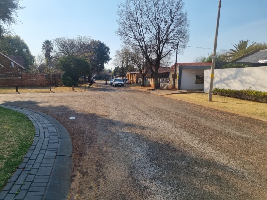 To Let 3 Bedroom Property for Rent in Dawn Park Gauteng
