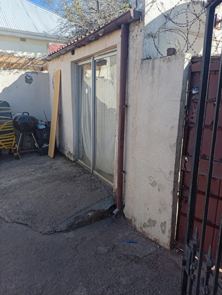 11 Bedroom Property for Sale in Brixton Gauteng