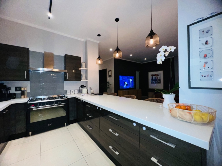 To Let 3 Bedroom Property for Rent in Six Fountains Residential Estate Gauteng