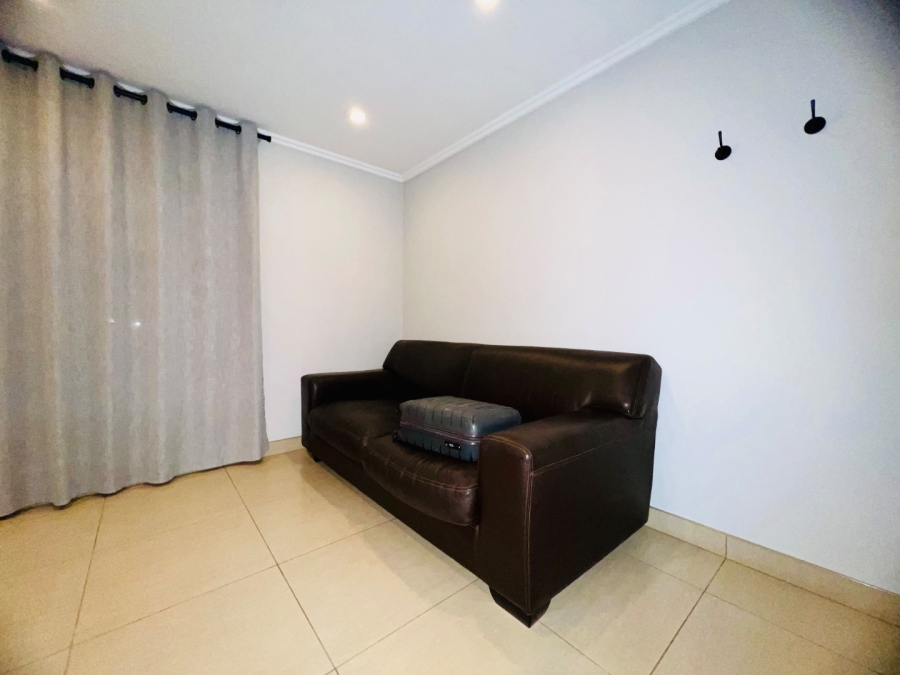 To Let 3 Bedroom Property for Rent in Six Fountains Residential Estate Gauteng