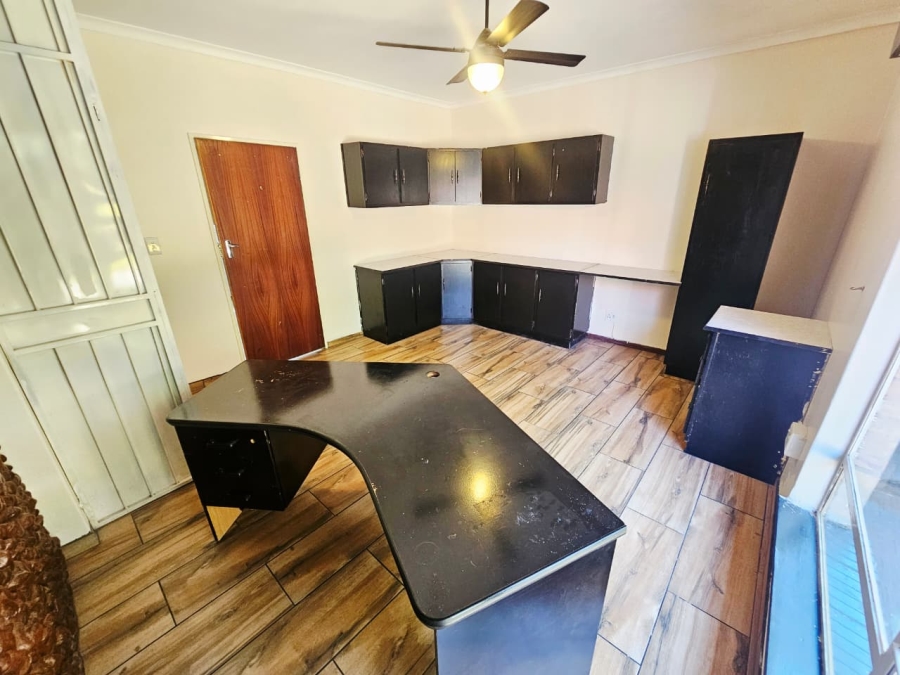 4 Bedroom Property for Sale in Wierda Park Gauteng