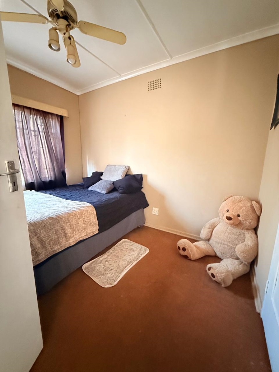 3 Bedroom Property for Sale in Rondebult Gauteng