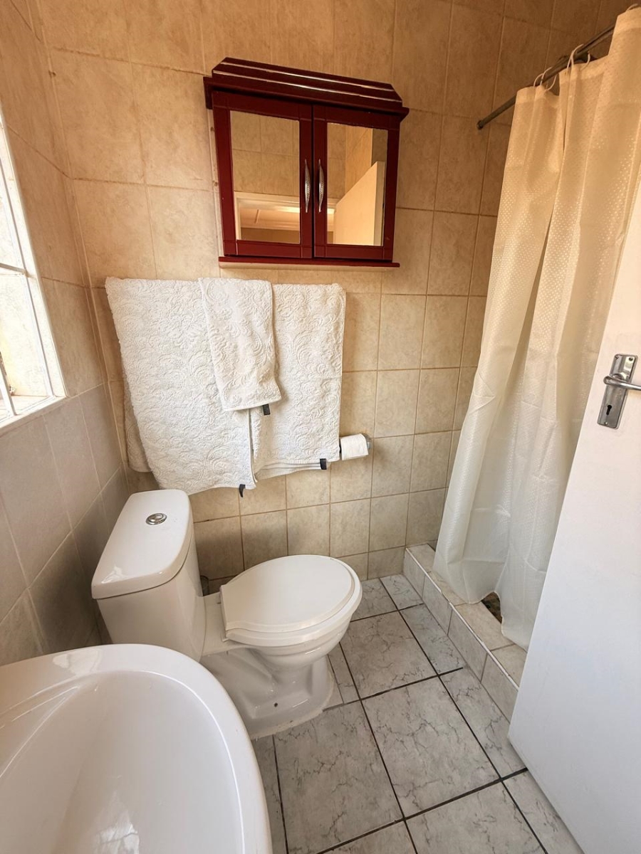 3 Bedroom Property for Sale in Rondebult Gauteng