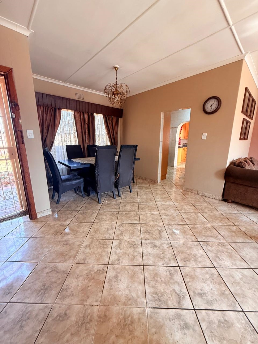 3 Bedroom Property for Sale in Rondebult Gauteng