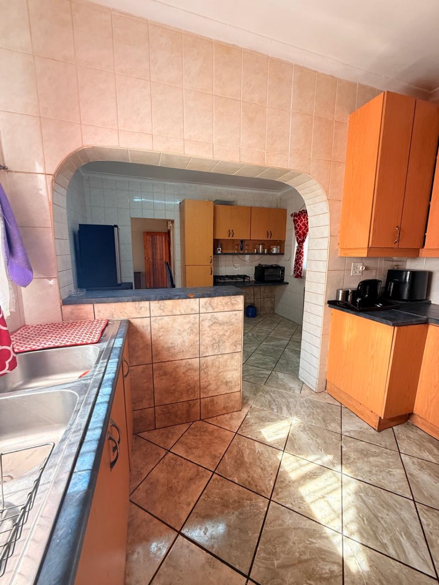 3 Bedroom Property for Sale in Rondebult Gauteng