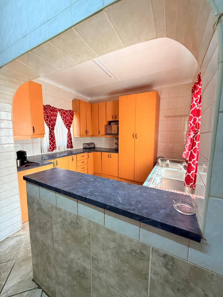 3 Bedroom Property for Sale in Rondebult Gauteng