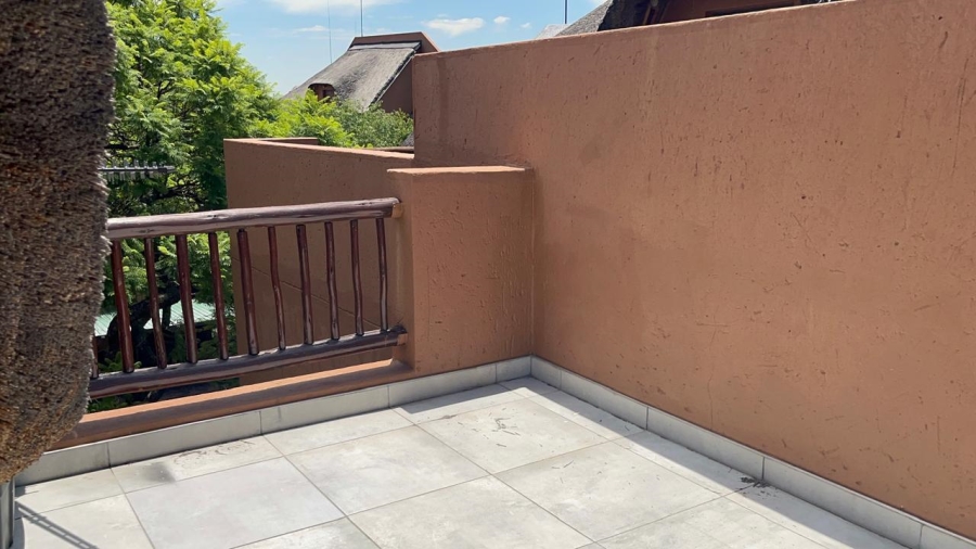 1 Bedroom Property for Sale in Lonehill Gauteng