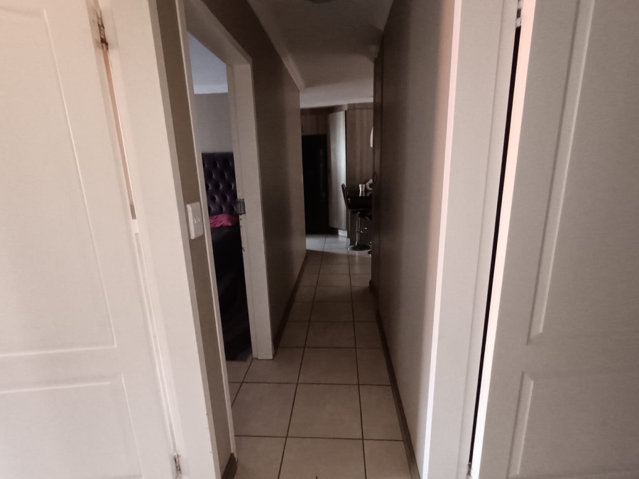3 Bedroom Property for Sale in Amberfield Valley Gauteng