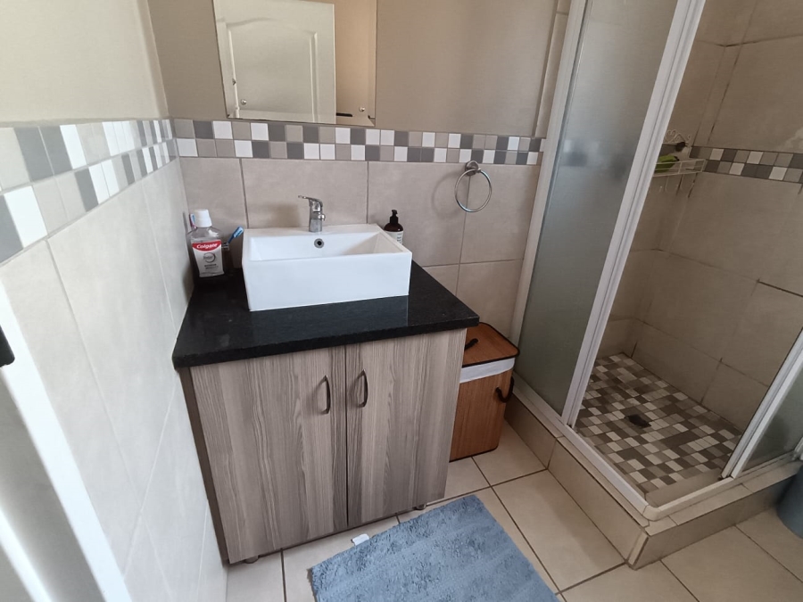 3 Bedroom Property for Sale in Amberfield Valley Gauteng