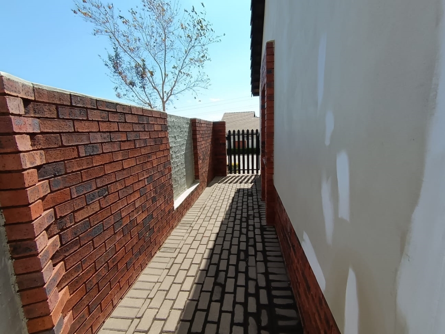 3 Bedroom Property for Sale in Amberfield Valley Gauteng