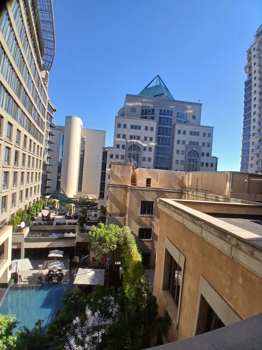 1 Bedroom Property for Sale in Sandton Central Gauteng