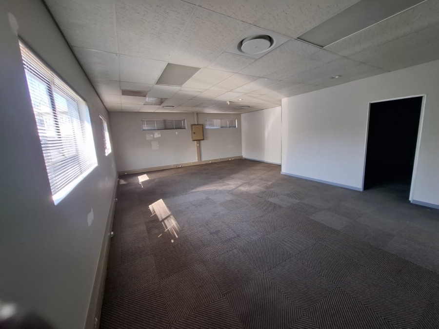 To Let Commercial Property for Rent in Garsfontein Gauteng