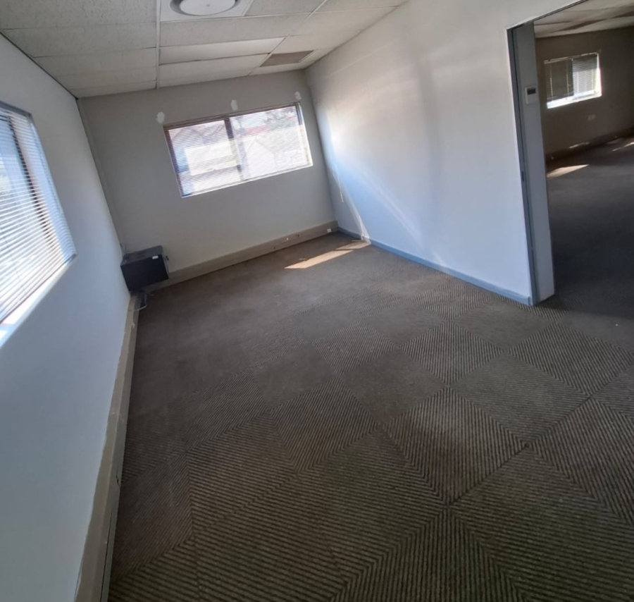 To Let Commercial Property for Rent in Garsfontein Gauteng