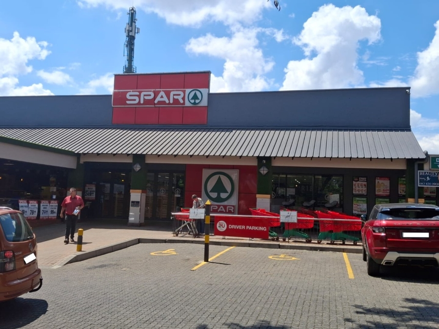 To Let Commercial Property for Rent in Garsfontein Gauteng