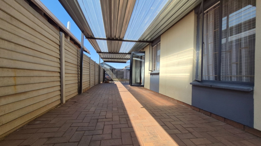 3 Bedroom Property for Sale in Sky City Gauteng
