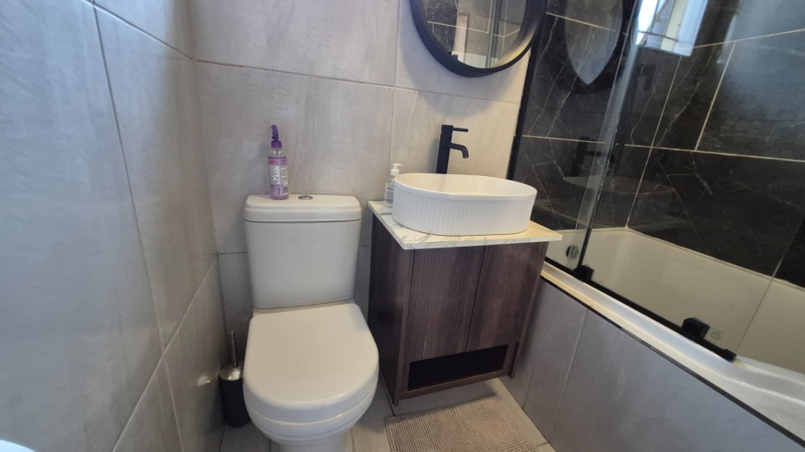 3 Bedroom Property for Sale in Sky City Gauteng