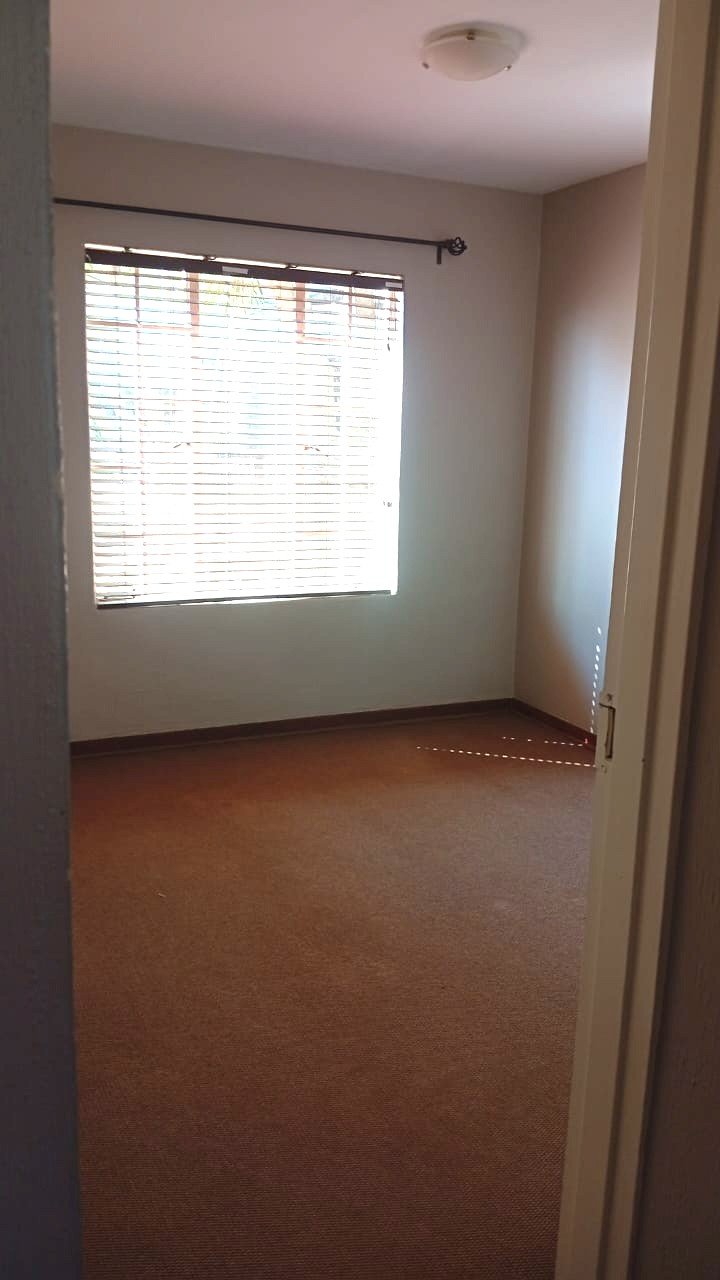 2 Bedroom Property for Sale in Goedeburg Gauteng
