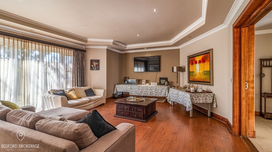 6 Bedroom Property for Sale in Bedfordview Gauteng