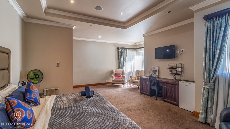 6 Bedroom Property for Sale in Bedfordview Gauteng
